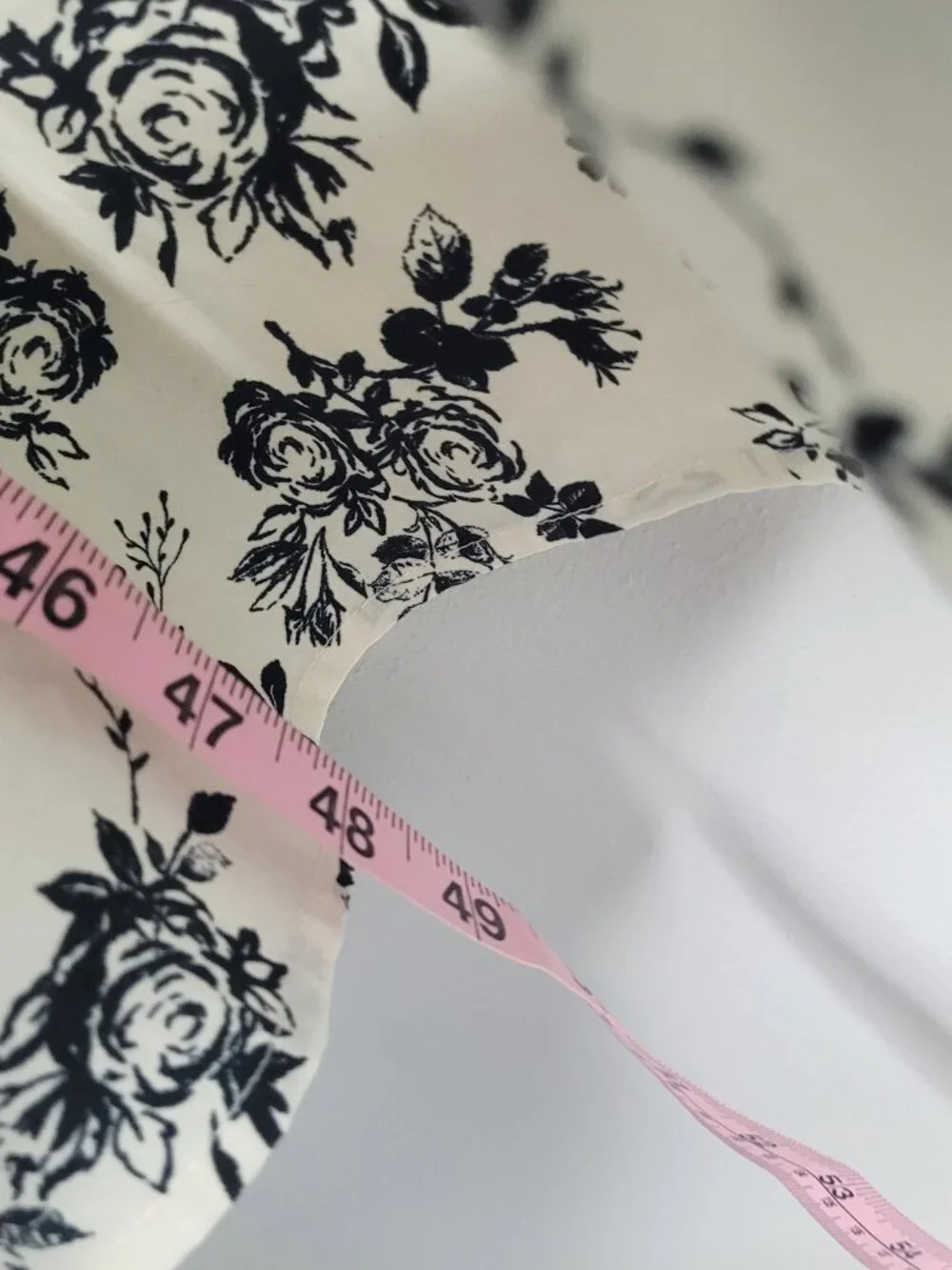 Francesca's cream black floral ruffle sleeve midi pockets cottage garden dress L